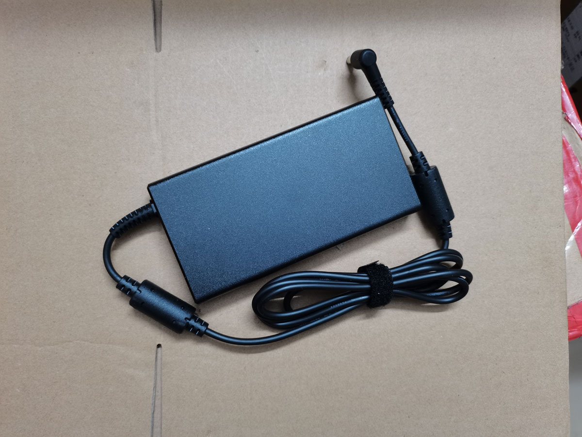 ใหม่ OEM Slim Chicony 20.0V 9. - Pc Gaming Msi บทวิจารณ์และราคา