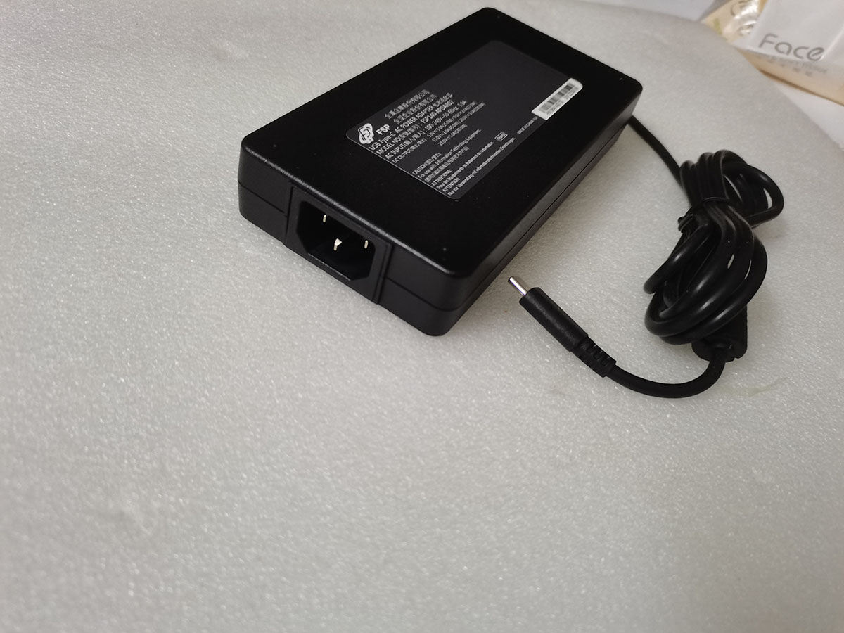 อะแดปเตอร์แปลงไฟ NEW Slim OEM  - Pc Gaming Msi บทวิจารณ์และราคา