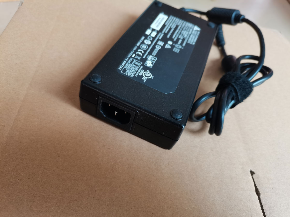 OEM Delta 230W 19.5V 11.8A ADP - Pc Gaming Msi บทวิจารณ์และราคา